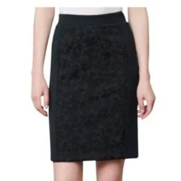 Moulinette Soeurs Black Embossed Floral Panel Pencil Skirt 6 Might Fit Like a 4 - Picture 2 of 13
